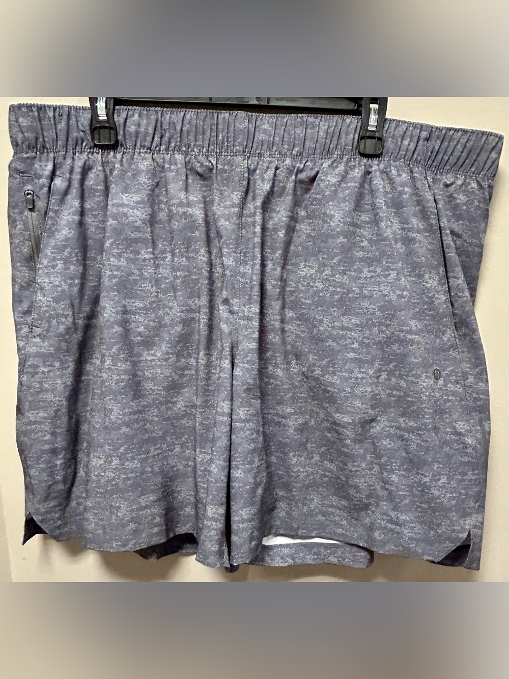 Men's Performance Athletic Shorts in Heather Gray RB3 Sz XXL NWT